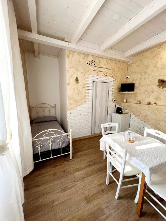 Bed and Breakfast Il Girasole Ostuni Exterior foto